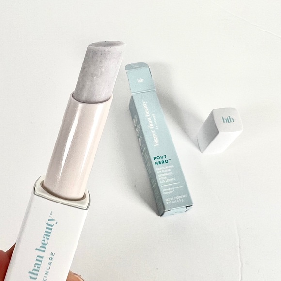 Bigger Than Beauty Skin care Pout Hero Exfoliating Lip Scrub - Picture 2 of 4